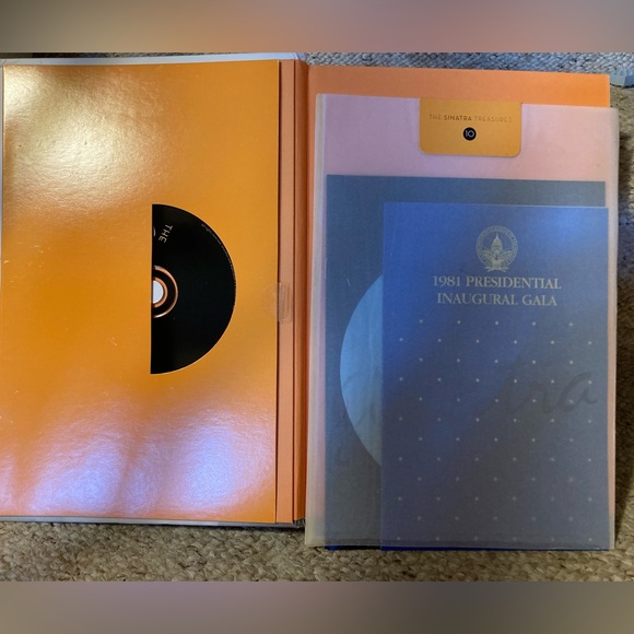 Book (Hardcover): The Sinatra Treasures from The Sinatra Family Collection - Picture 13 of 16